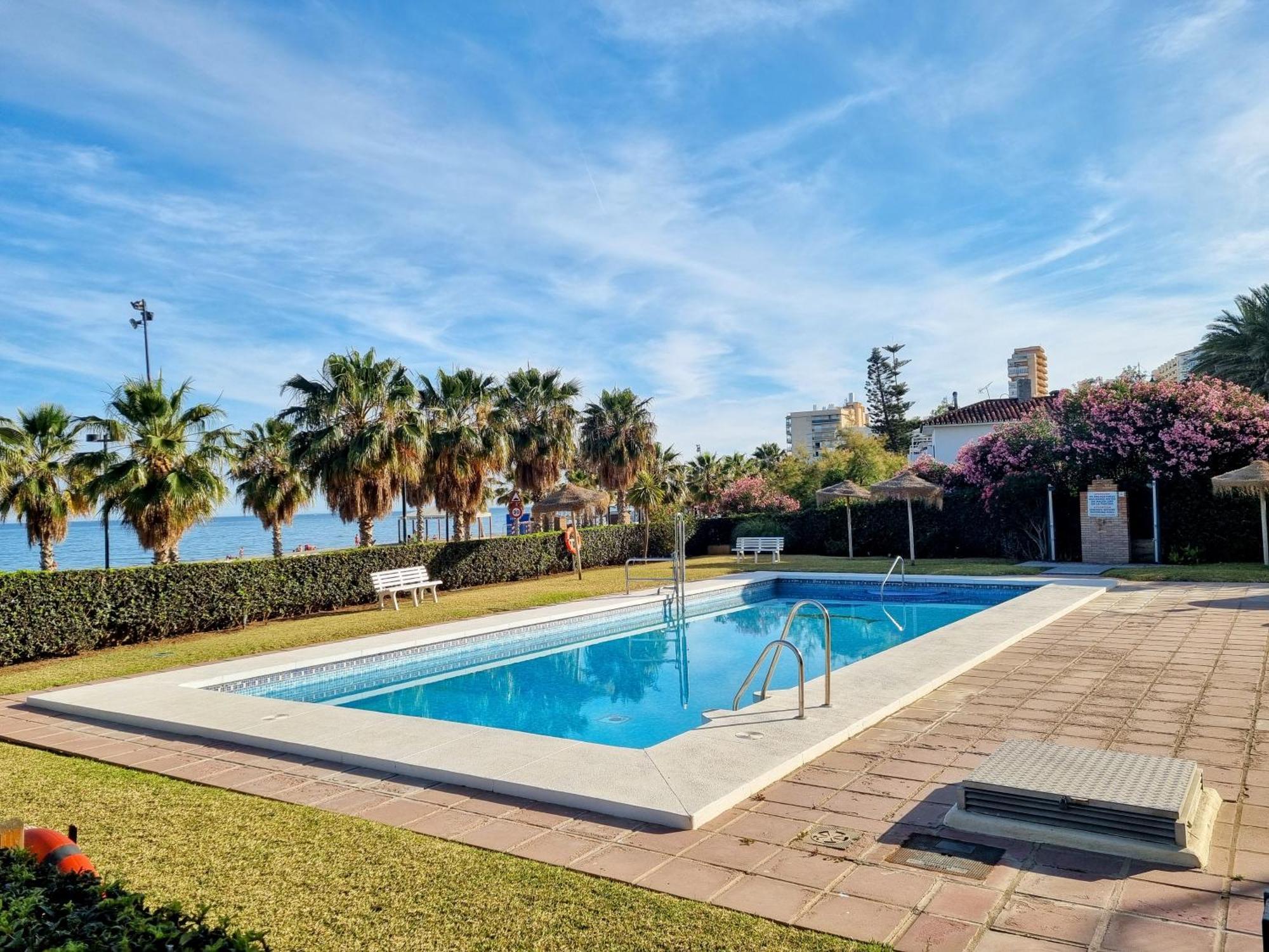 Barbados Beach And Pool Apartment Fuengirola Exteriér fotografie